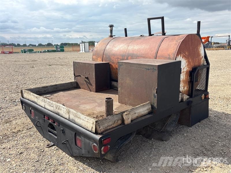 Truck Flatbed Body Фургони