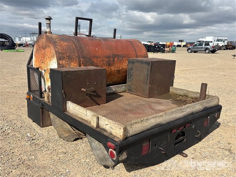 Truck Flatbed Body Фургони