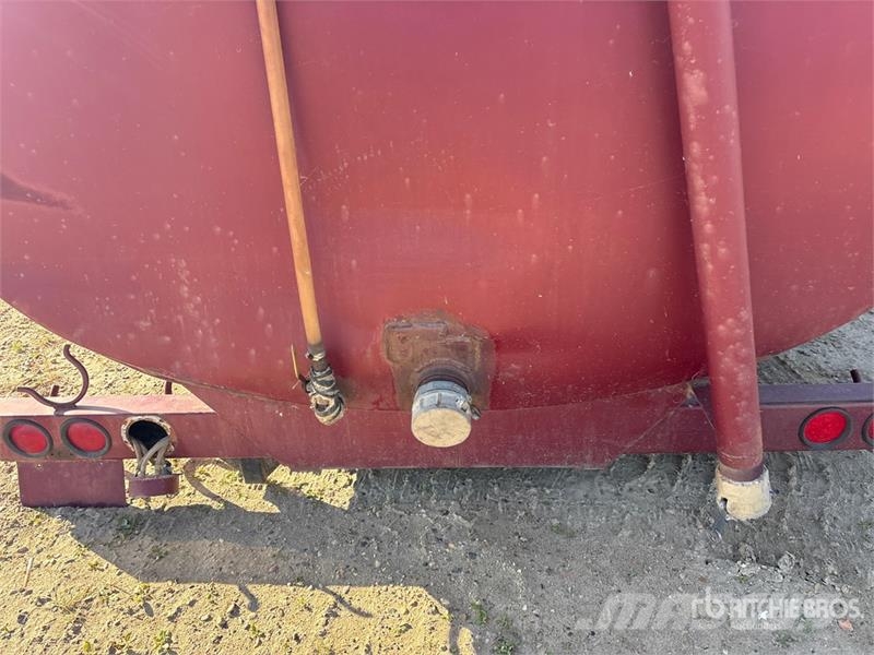 Truck Tank. 19 feet long Tank Kraftstoff- und Zusatzstoffbehälter