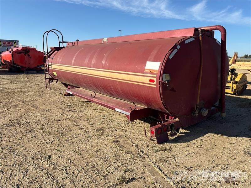 Truck Tank. 19 feet long Tank Kraftstoff- und Zusatzstoffbehälter