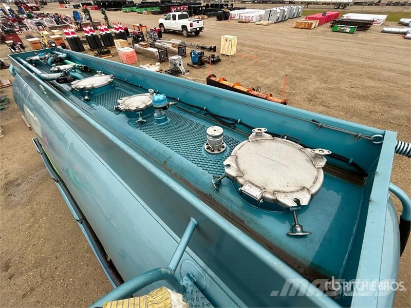 Truck Tank Body معدات النقل - غير ذلك