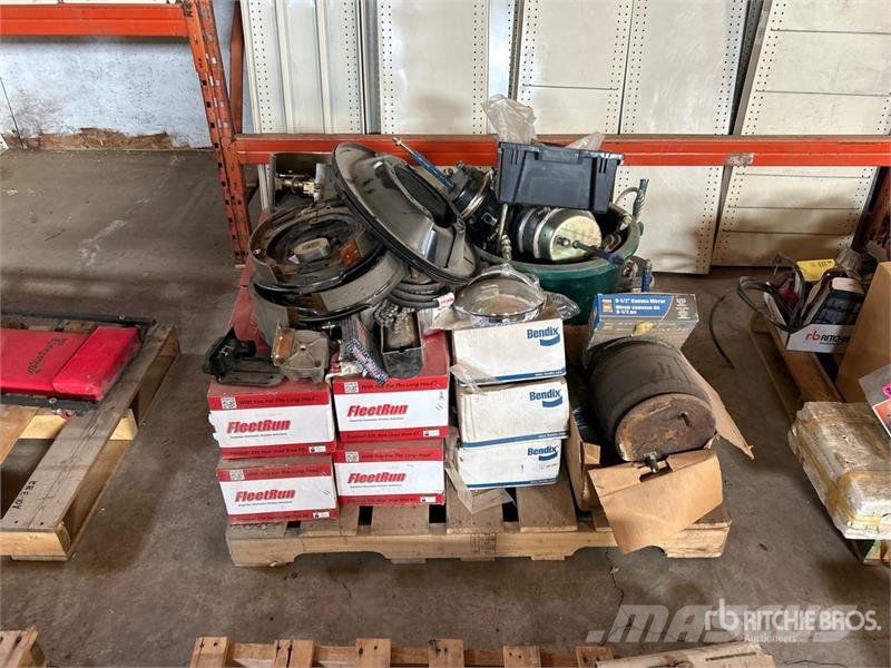 Truck Tractor Parts Egyéb alkatrészek