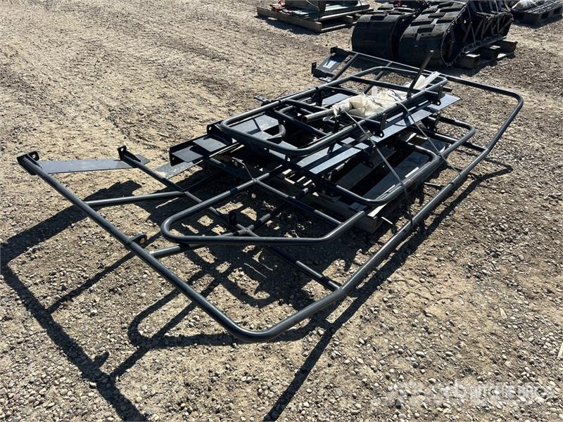 Tusk Folding Hand Rails (Unused) - Fits Hitachi ZX490-6 Otros componentes