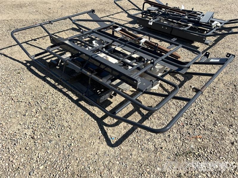 Tusk Folding Hand Rails (Unused) - Fits Hitachi ZX490-6 Otros componentes