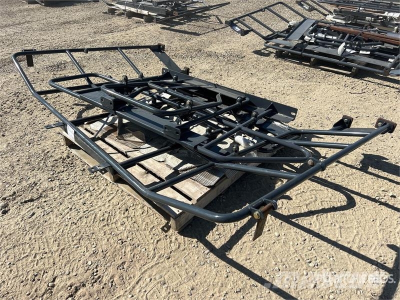 Tusk Folding Hand Rails (Unused) - Fits Hitachi ZX490-6 Otros componentes