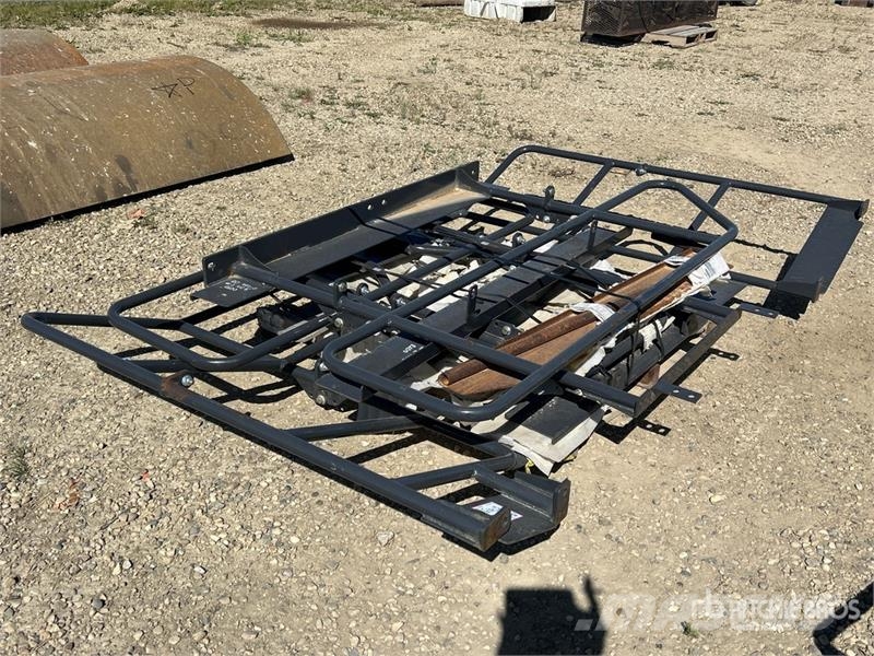 Tusk Folding Hand Rails (Unused) - Fits Hitachi ZX490-6 Otros componentes