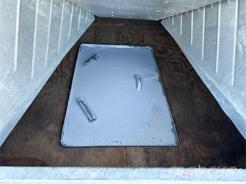 Twister +/- 2400 bu 6 Ring Grain Bin Stroje a zariadenia na spracovanie a skladovanie poľnohospodárskych plodín - Iné