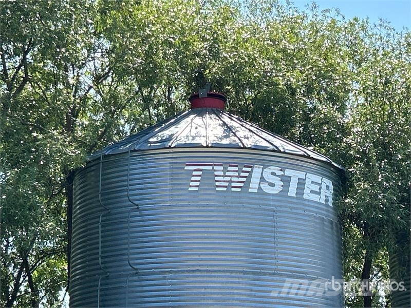 Twister +/- 2400 bu 6 Ring Grain Bin Stroje a zariadenia na spracovanie a skladovanie poľnohospodárskych plodín - Iné