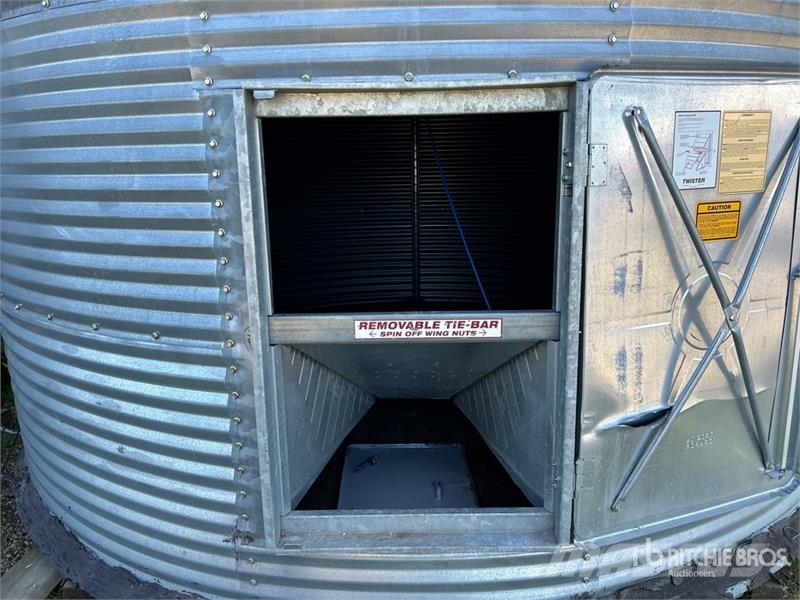 Twister +/- 2400 bu 6 Ring Grain Bin Stroje a zariadenia na spracovanie a skladovanie poľnohospodárskych plodín - Iné