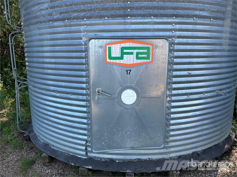 Twister +/- 2400 bu 6 Ring Grain Bin Stroje a zariadenia na spracovanie a skladovanie poľnohospodárskych plodín - Iné