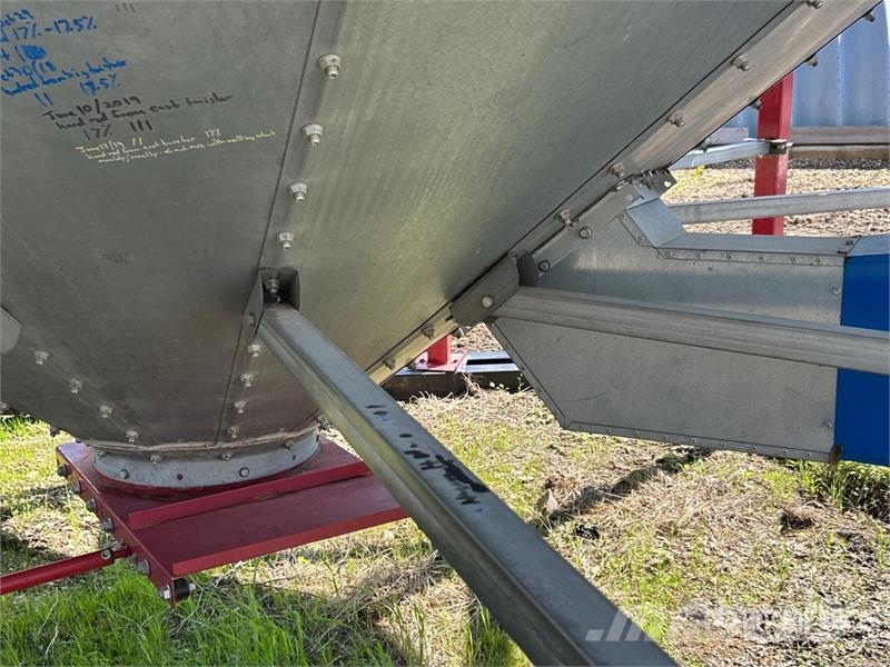 Twister +/- 4000 bu 5 Ring Hopper Grain Bin Crop processing and storage units/machines - Others