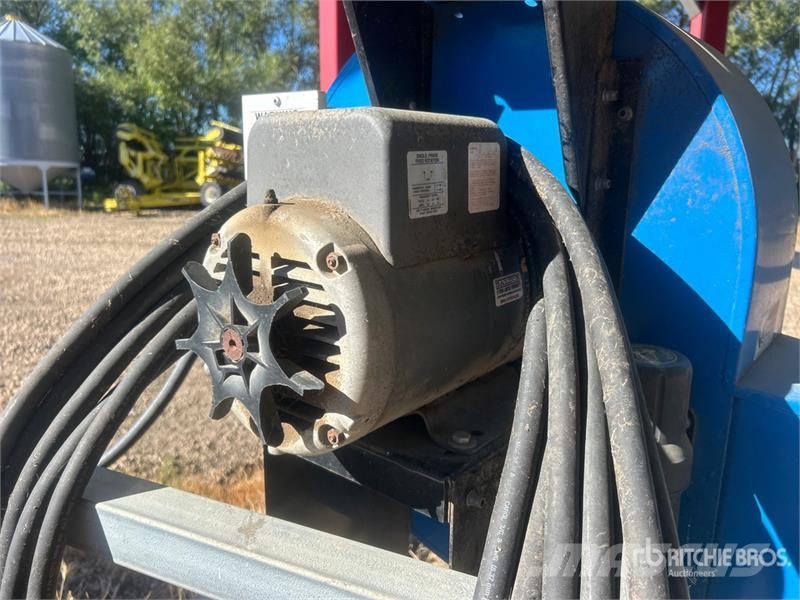  Twister +/- 4000 bu 5 Ring Hopper Grain Bin 農作物機械加工存放裝置 - 其他