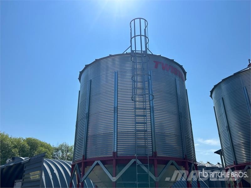 Twister +/- 4000 bu 5 Ring Hopper Grain Bin Crop processing and storage units/machines - Others