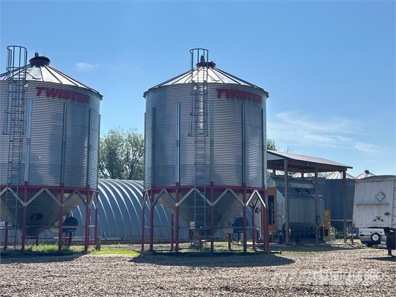 Twister +/- 4000 bu 5 Ring Hopper Grain Bin Crop processing and storage units/machines - Others