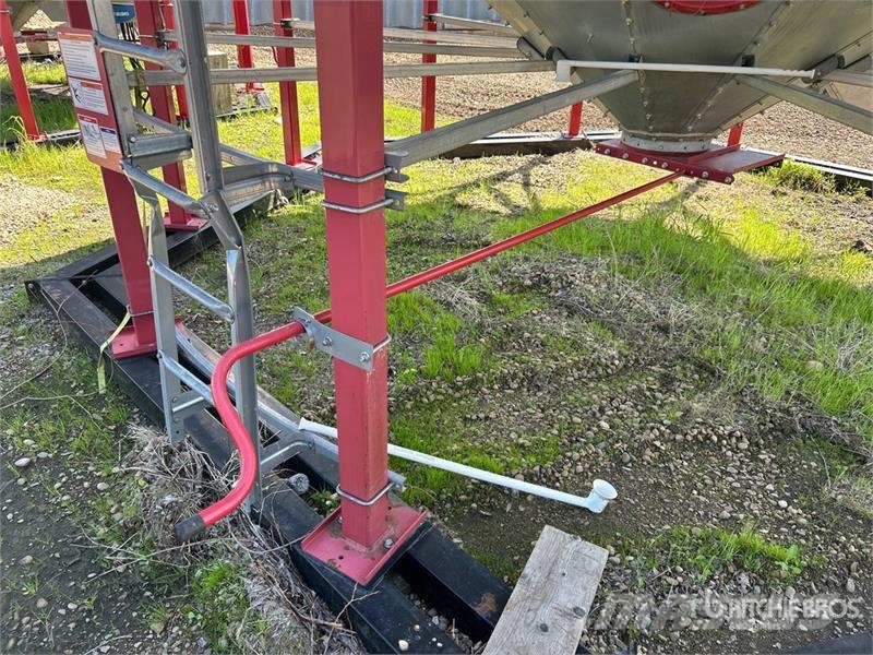 Twister +/- 4000 bu 5 Ring Hopper Grain Bin Crop processing and storage units/machines - Others