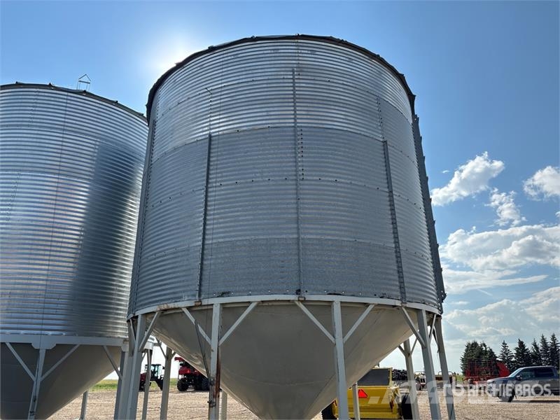 Twister +/- 4500 bu 5 Ring Hopper Grain Bin 作物プロセスッサーと収納ユニット/機械 - その他