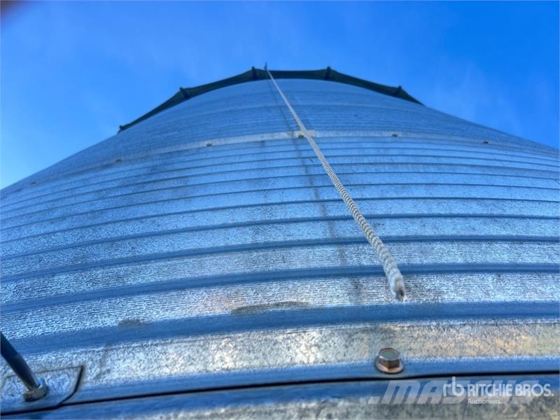 Twister +/- 4600 bu 7 Ring Grain Bin Stockage, conditionnement - Autres