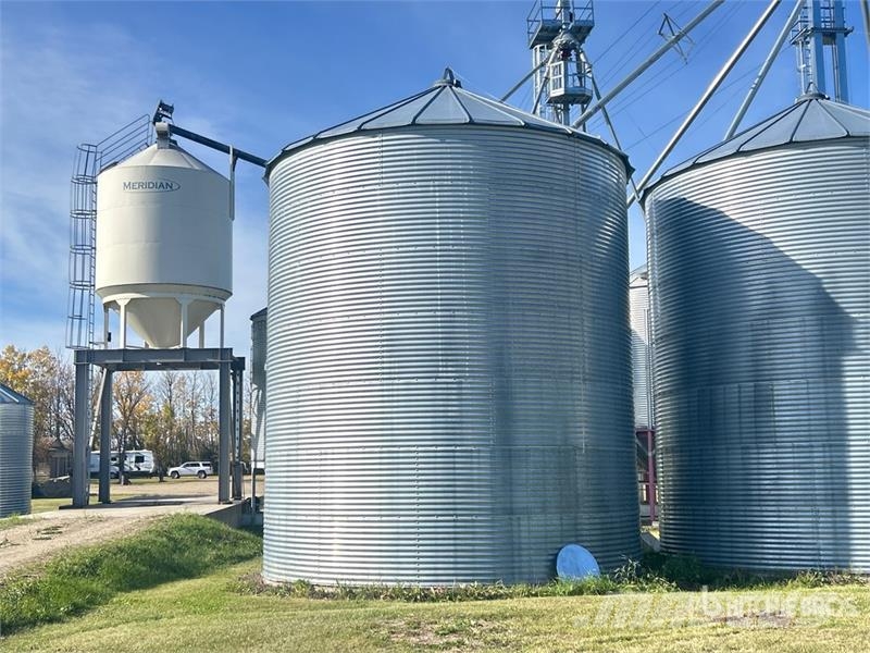 Twister +/- 4600 bu 7 Ring Grain Bin Stockage, conditionnement - Autres