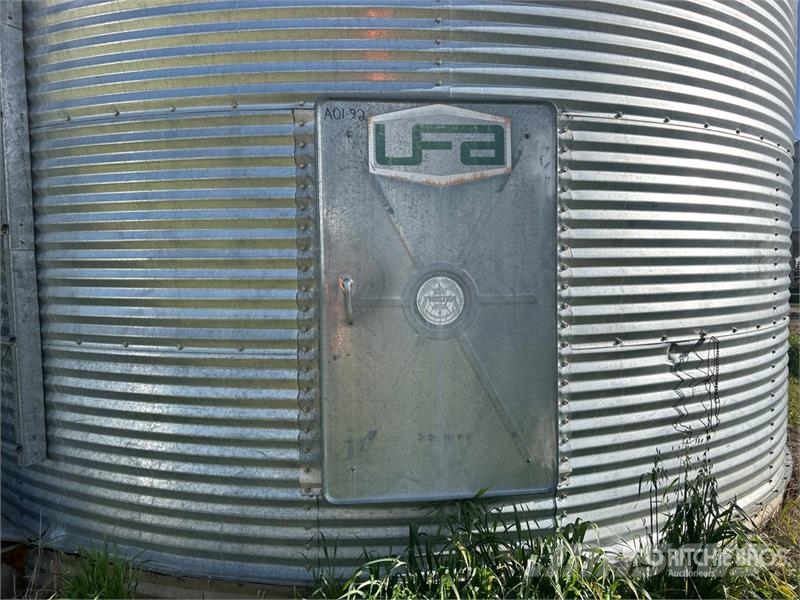 Twister +/- 4600 bu 7 Ring Grain Bin Stockage, conditionnement - Autres