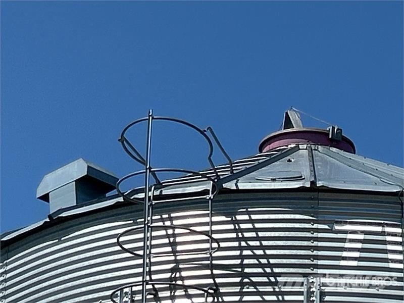 Twister HB22TC5 A86 +/- 6600 bu 5 Ring Hopper Grai 作物プロセスッサーと収納ユニット/機械 - その他