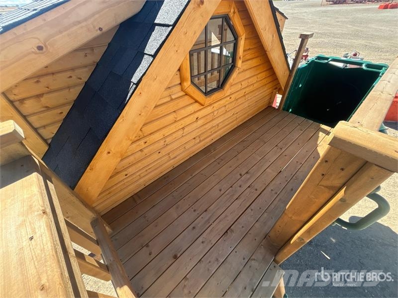 Two-Storey 8 ft x 9 ft x 11 ft Playhouse 其他組件
