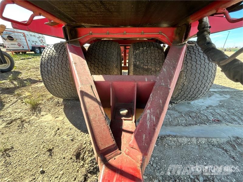  Ty-Crop MH400 Tow Behind Top Dresser Lauksaimniecība- Citi