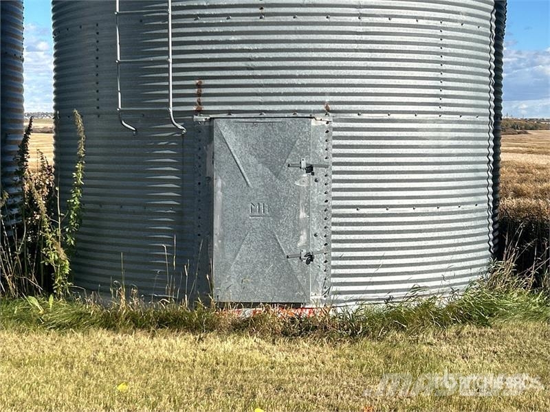 UFA +/- 1650 bu 5 Ring Grain Bin Termény feldolgozó/tároló berendezések - Egyebek