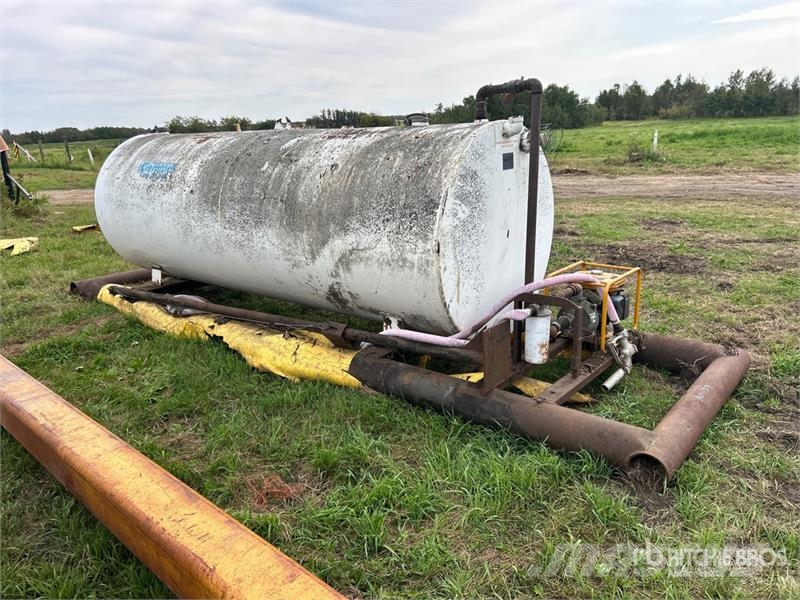  Underwriters Laboratories 4500 L Skid Mounted Stee Depósitos de combustible y aditivos