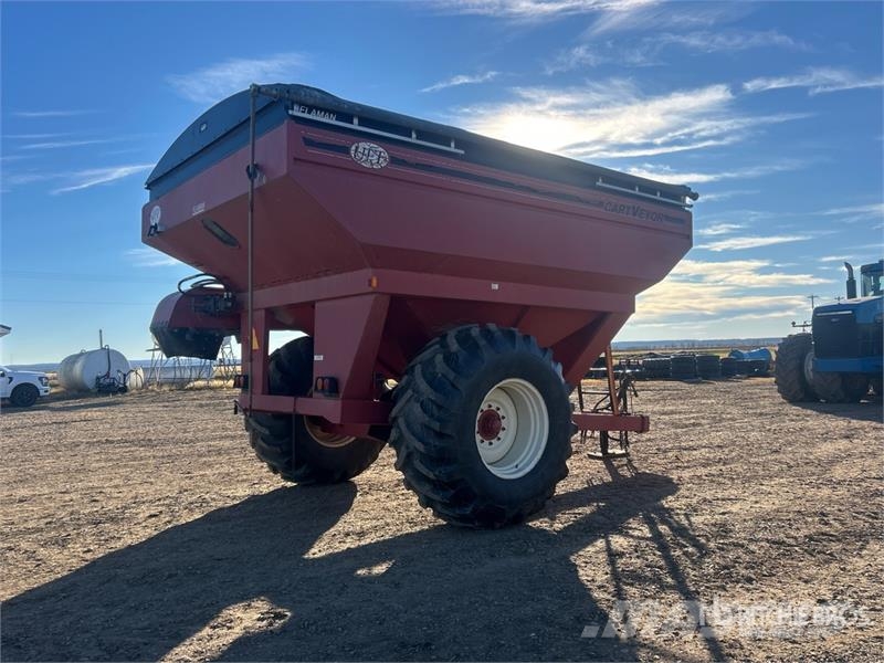 United Farm Farm Tools Inc. 4565 750 bu S/A Grain Cart Причепи перевантажувачі зерна