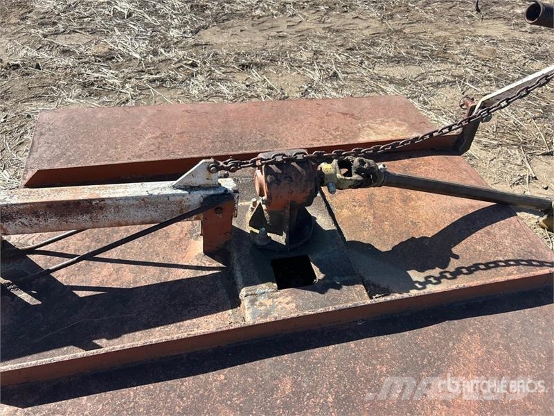 United Farm Tools 15600 5 ft 3-Point Hitch Rotary Cutter Stiebų rėžtuvės