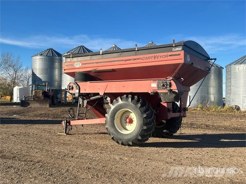 United Farm Tools Inc. 4565 750 bu S/A Grain Cart Getreideanhänger