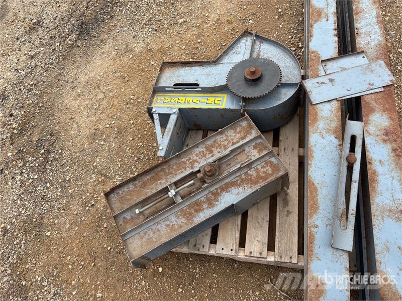 Universal 21 ft Grain Leg وحدات / آلات معالجة المحاصيل وتخزينها - أخرى