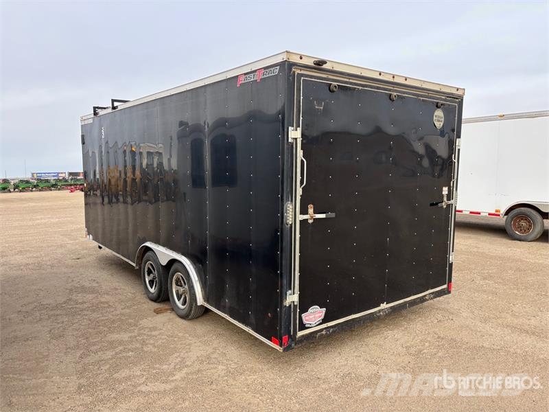 Universal Trailer 20 ft T/A Enclosed Trailer Прицепы-фургоны