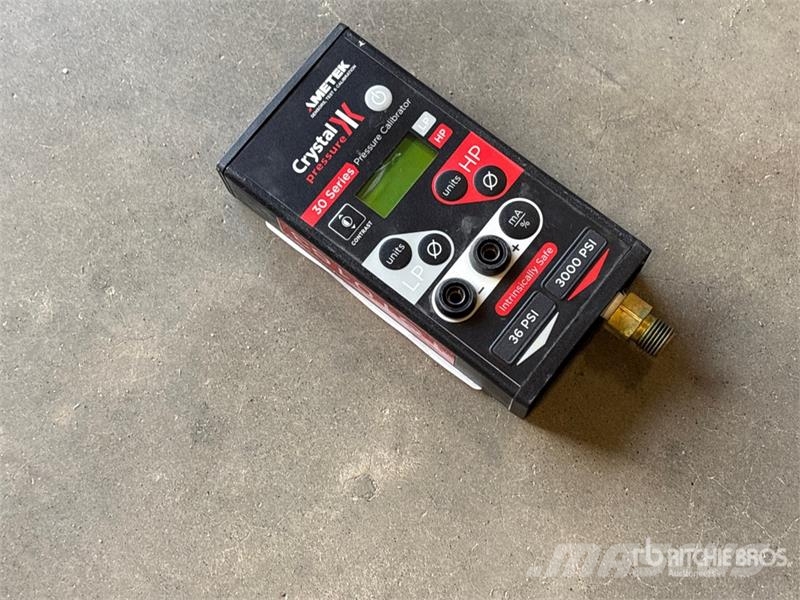 Unknown IS33363000 Pressure Calibrator Drugi deli