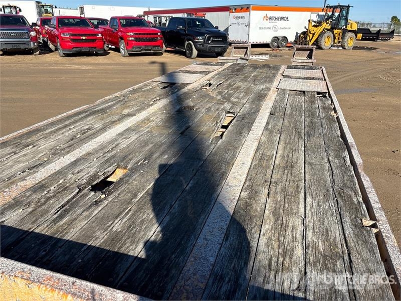 Unknown or N/A Redi Haul 25 ft T/A Equipment Trail Vehicle transport trailers