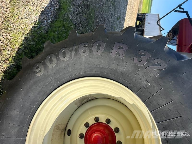 UNVERFERTH 1050 1050 bu S/A Grain Cart Graantransportwagen