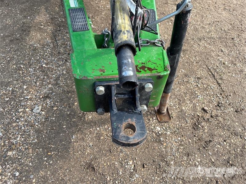 UNVERFERTH 6500 650 bu S/A Grain Cart Grain / Silage Trailers