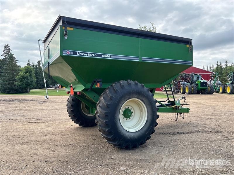 UNVERFERTH 6500 650 bu S/A Grain Cart Grain / Silage Trailers