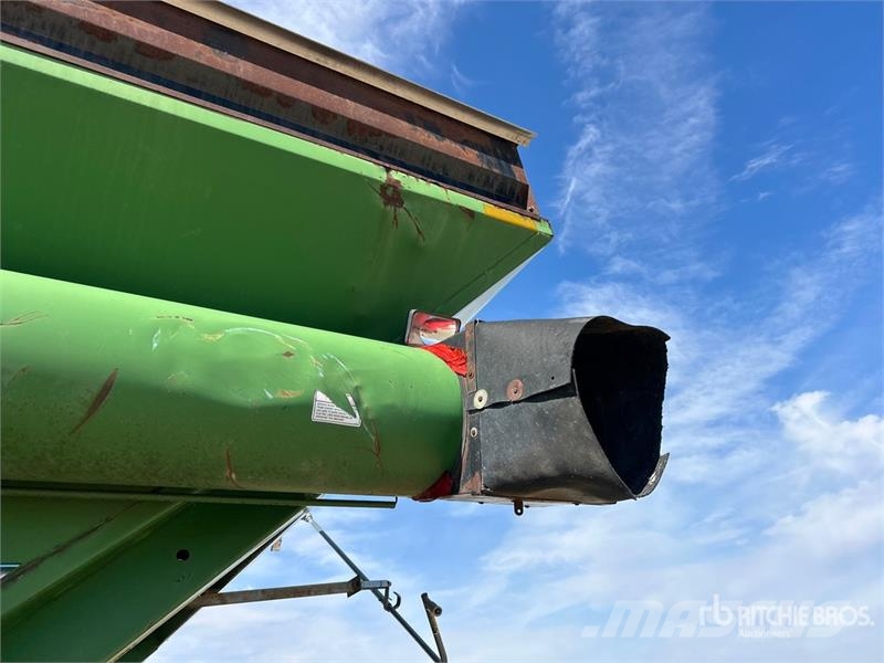 UNVERFERTH Brent 876 876 bu S/A Grain Cart Viljavaunut