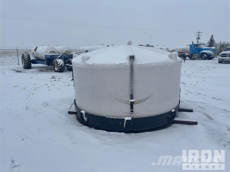 USWG 1500 gal Skid Mounted Poly 1500 Hopper Tank Fuel and additive tanks
