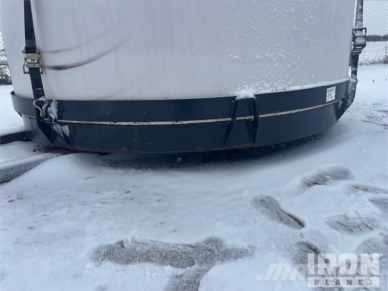 USWG 1500 gal Skid Mounted Poly 1500 Hopper Tank Fuel and additive tanks