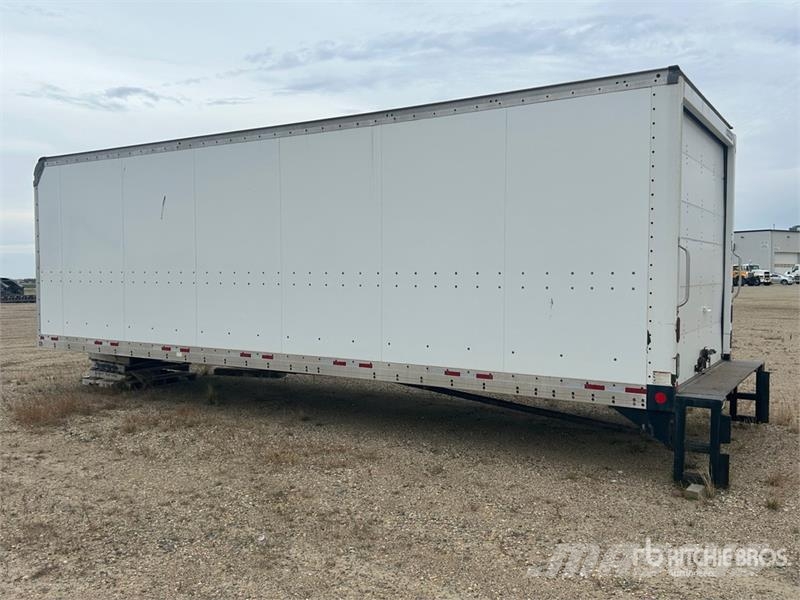  Utilimaster 26 ft x 102 in Cargo Van Body Gesloten opbouw