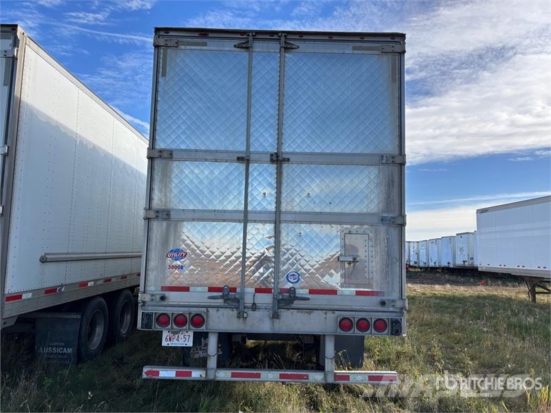 Utility 3000 53 ft x 102 in T/A Refrigerated Trailer Semi remorque frigorifique