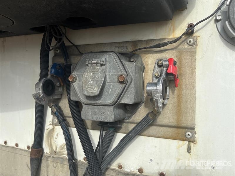 Utility 3000R نصف مقطورات بدرجة حرارة قابلة للضبط