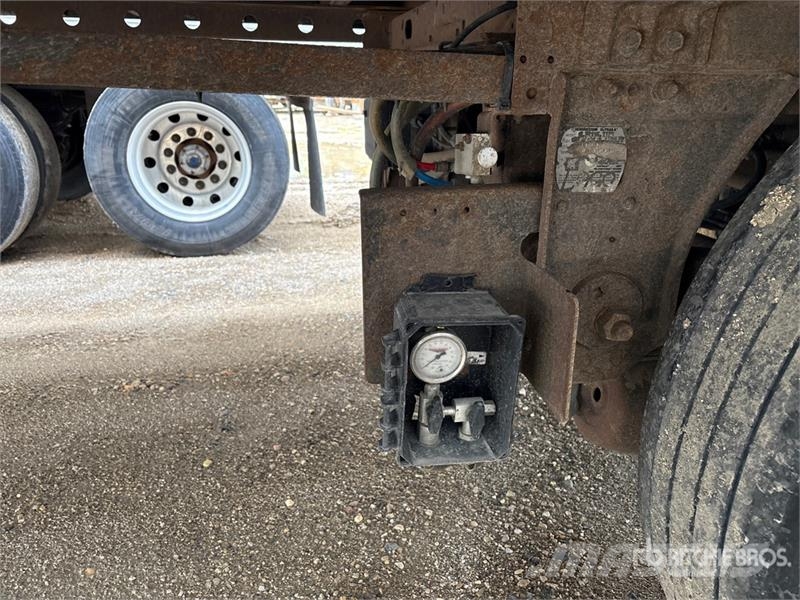 Utility 3000R Semi-trailer med Kølefunktion
