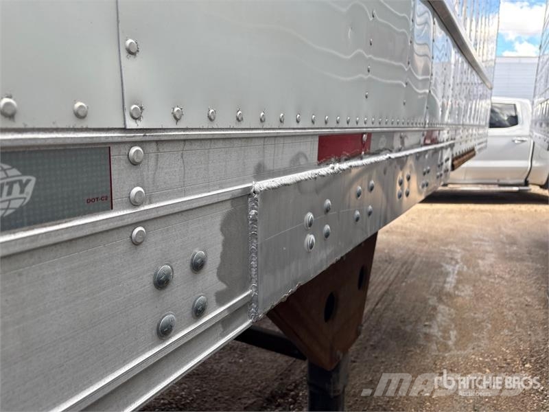 Utility 3000R Semi-trailer med Kølefunktion