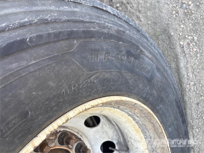 Utility 4000D-X Причепи-фургони