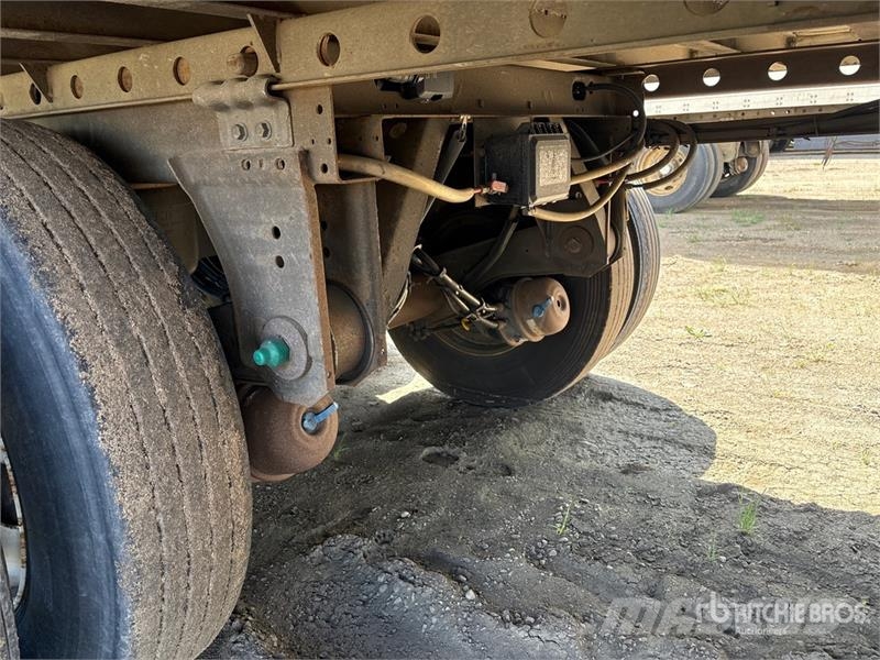 Utility 4000D-X Причепи-фургони