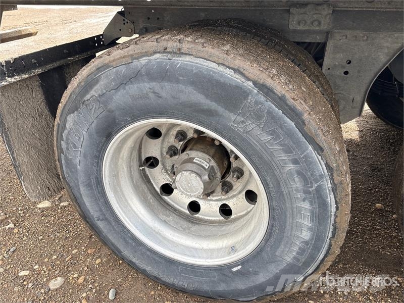 Utility 4000D-X Причепи-фургони