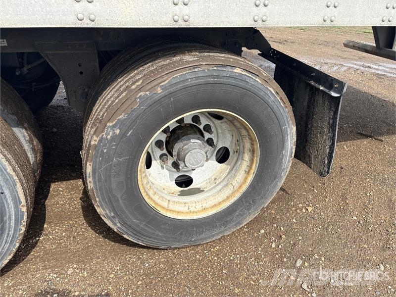 Utility 4000D-X Причепи-фургони